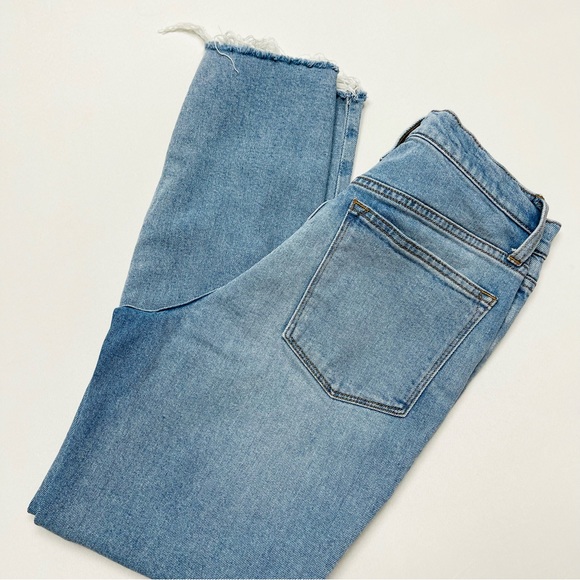 ✨ J. Crew 10" High Rise Button Fly Skinned Knee Skinny Jeans - Picture 5 of 9